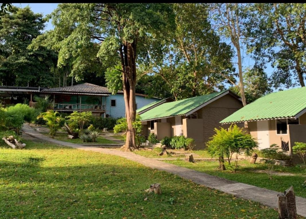 Siam Flora Resort Koh Lanta Ruang foto