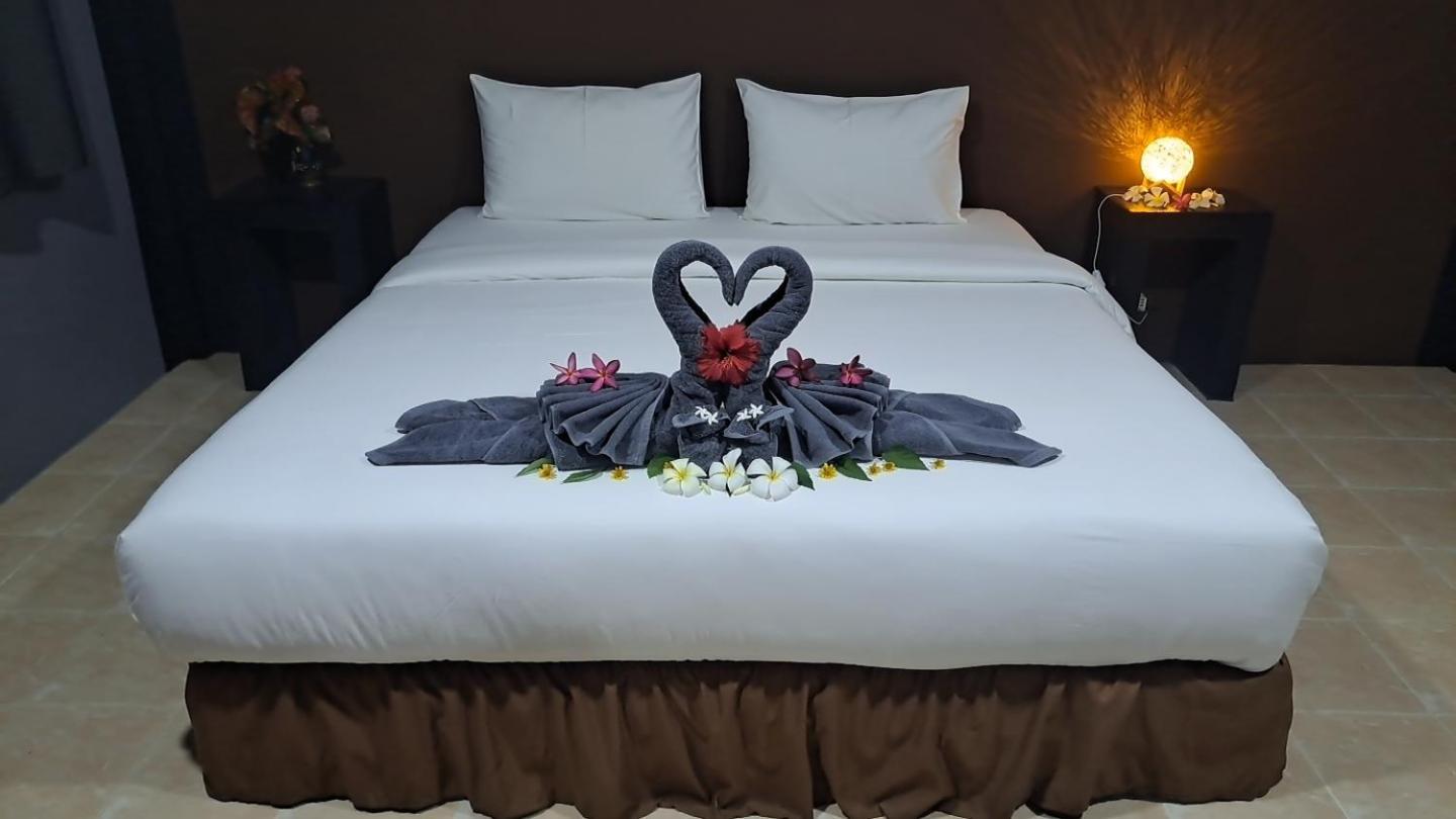 Siam Flora Resort Koh Lanta Bagian luar foto