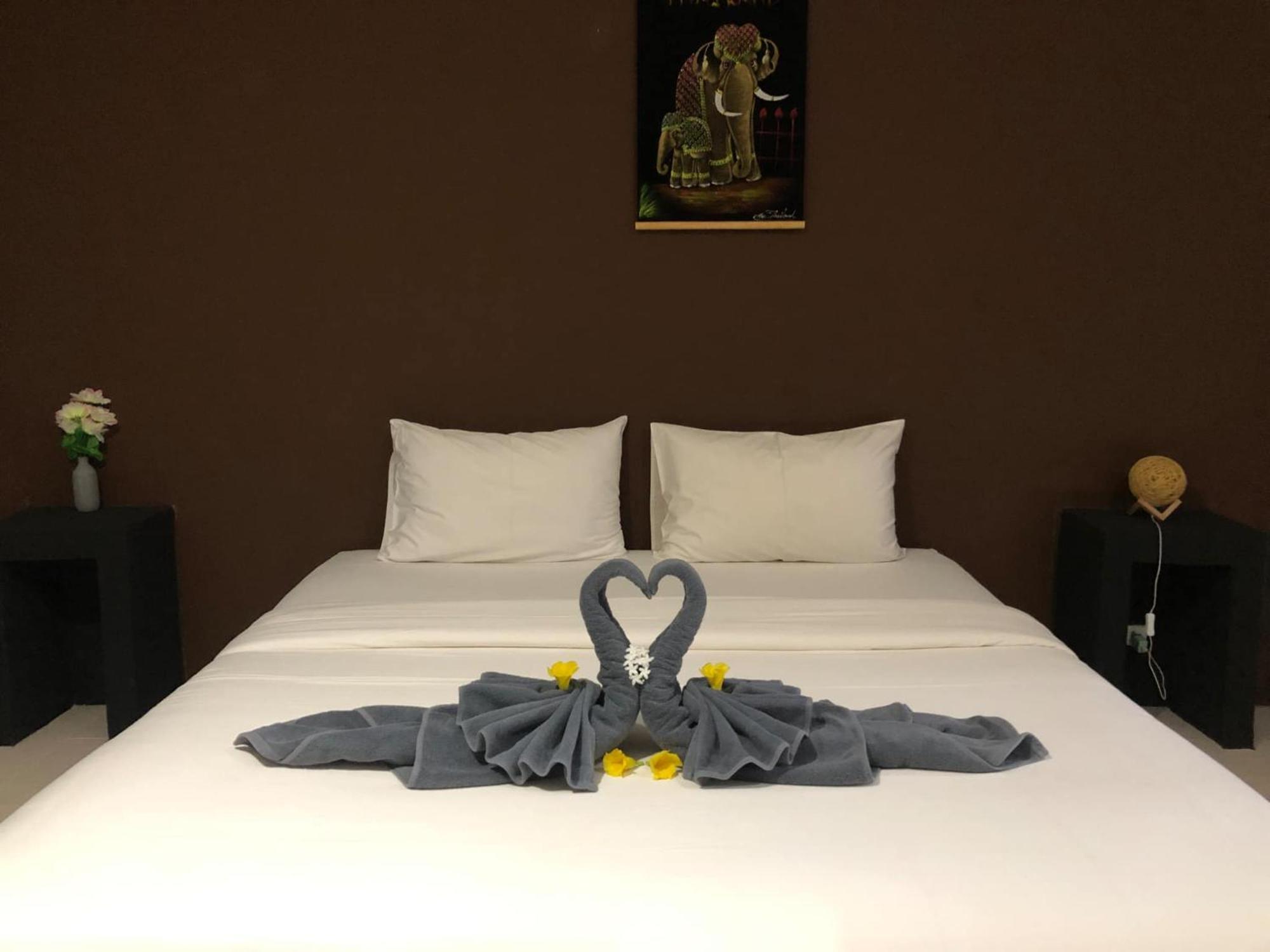 Siam Flora Resort Koh Lanta Bagian luar foto